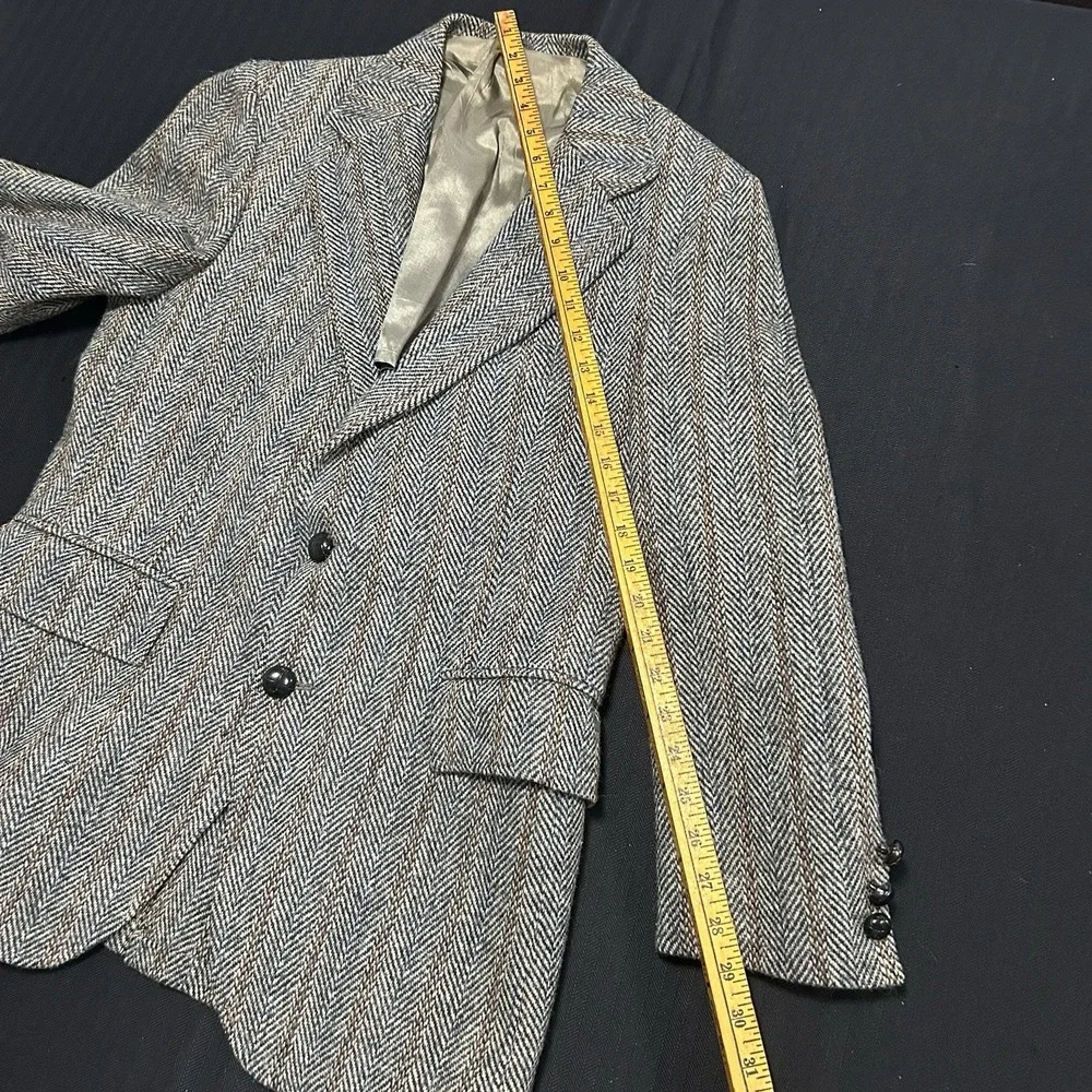 VTG Harris Tweed Herringbone Blazer Jacket Mens 38 70s Gray Wool Sport Coat USA